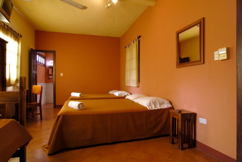 Hotel La Pergola Granada Zimmer foto